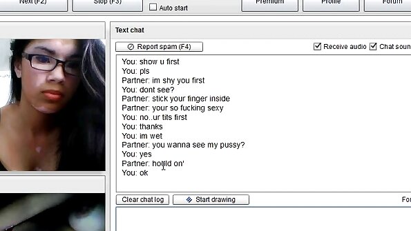 बिग-टिट्ड श्यामला पोलिसांसोबत जंगली गुदद्वार आहे