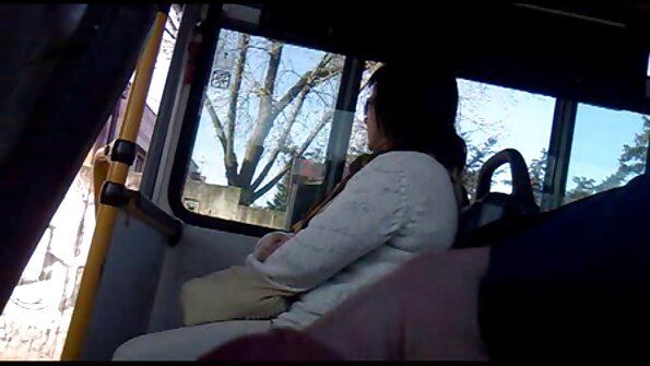 थक्क करणारी शिक्षिका POV क्रियेत विश्लेषण आणि चेहर्याचा बनते