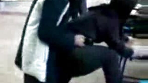 गुदा सेक्स हा मोहक चिक वेडा आणि खडबडीत करते